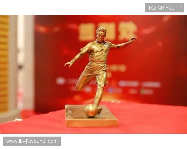 热血绿茵荣耀典藏打造独具匠心的足球收藏金属摆件